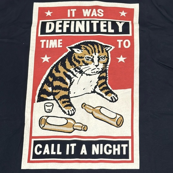Drunk Cat LOL no tags but never worn, very cute and smoke free, bright graphic - Picture 1 of 3